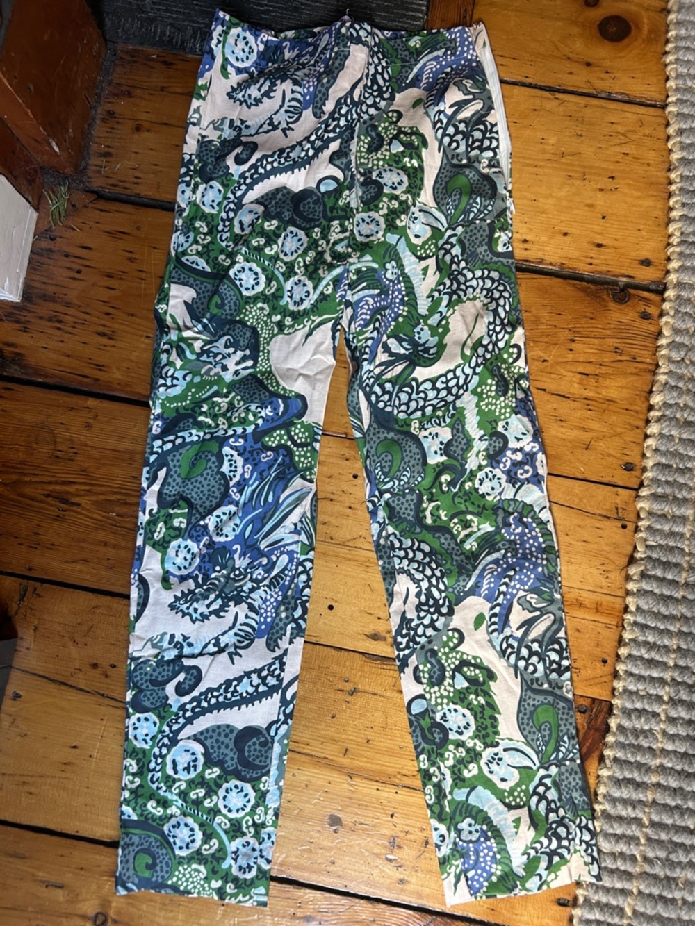 Ankle-Length Printed Stretch Pants in Green & Blue